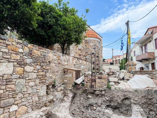Popas duhovnicesc la biserica „Sfântul Mare Mucenic Gheorghe” din Chios