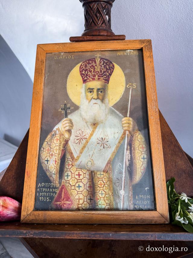 Biserica „Sfântul Ierarh Nicolae” din portul Insulei Eghina