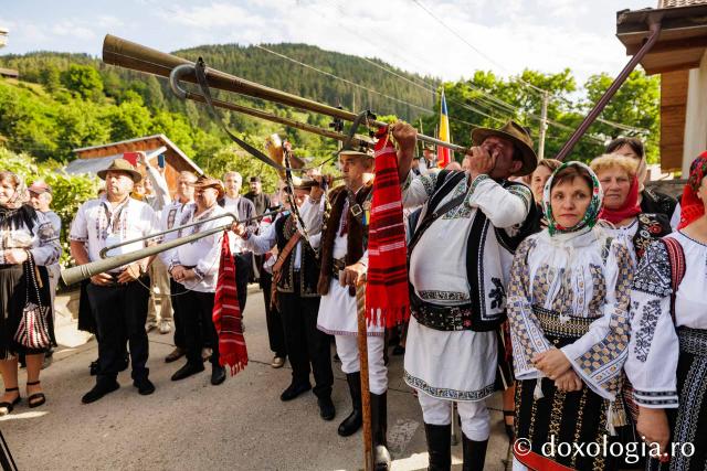 Sfânta Liturghie cu ocazia proclamării locale a canonizării Sfintei Olimpiada din Fărcașa