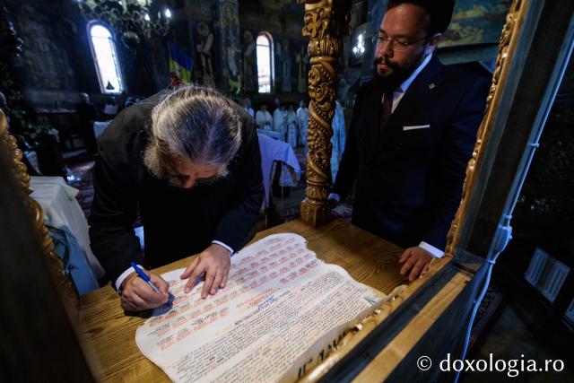 Sfânta Liturghie cu ocazia proclamării locale a canonizării Sfintei Olimpiada din Fărcașa