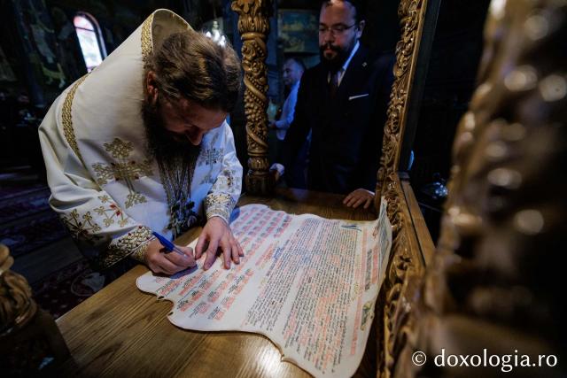 Sfânta Liturghie cu ocazia proclamării locale a canonizării Sfintei Olimpiada din Fărcașa