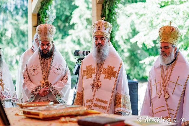 Sfânta Liturghie cu ocazia proclamării locale a canonizării Sfintei Olimpiada din Fărcașa