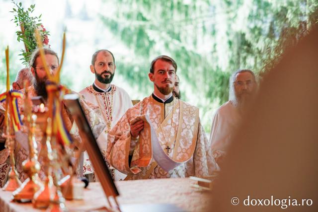 Sfânta Liturghie cu ocazia proclamării locale a canonizării Sfintei Olimpiada din Fărcașa