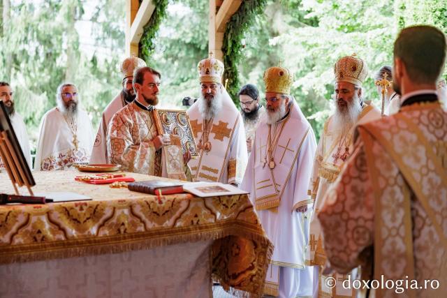 Sfânta Liturghie cu ocazia proclamării locale a canonizării Sfintei Olimpiada din Fărcașa