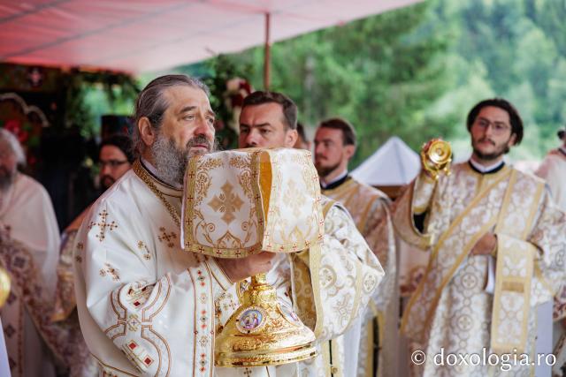 Sfânta Liturghie cu ocazia proclamării locale a canonizării Sfintei Olimpiada din Fărcașa