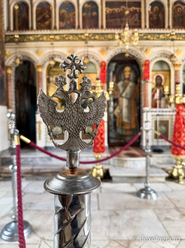 Mănăstirea „Sfântul Mare Mucenic Mina” din Insula Chios