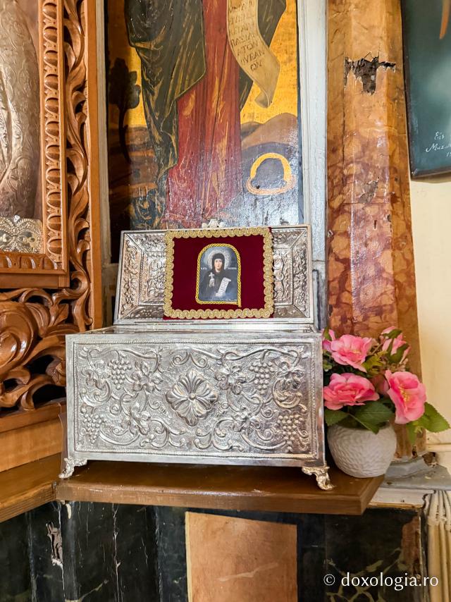 Închinare la moaștele Sfintei Cuvioase Matrona din Chios