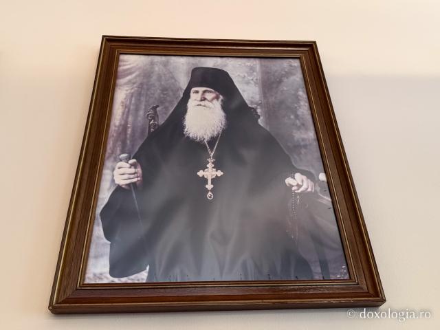 Colecție de obiecte și fotografii ale Sfântului Cuvios Antim din Chios