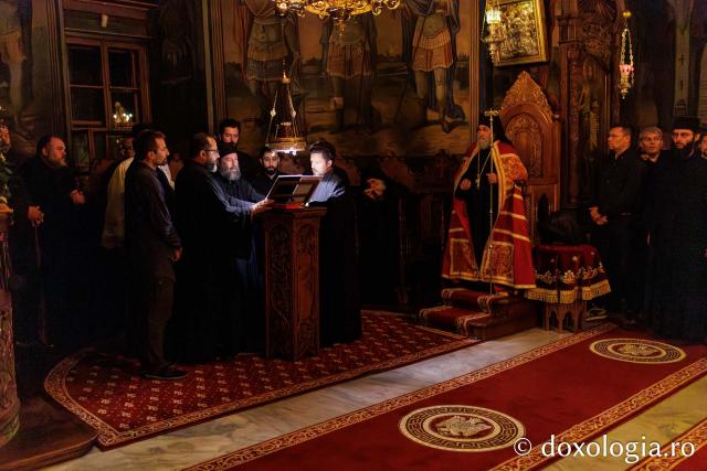 Hram la Schitul Românesc Prodromu – Prăznuirea Icoana Maicii Domnului Prodromița