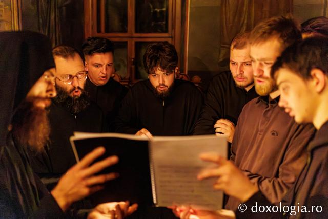 Hram la Schitul Românesc Prodromu – Prăznuirea Icoana Maicii Domnului Prodromița