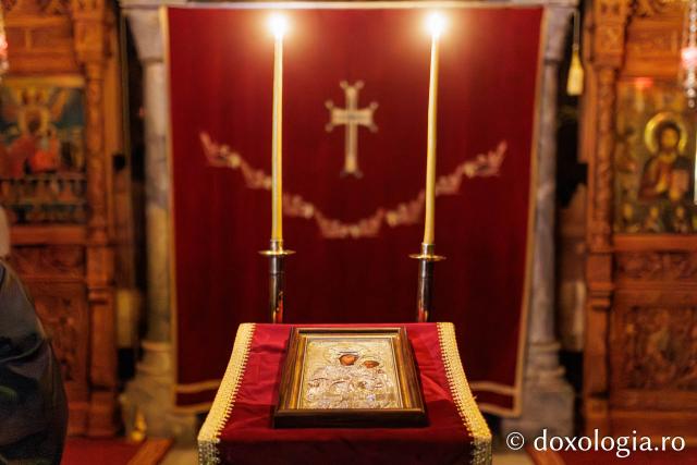 Hram la Schitul Românesc Prodromu – Prăznuirea Icoana Maicii Domnului Prodromița