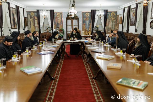 Hram la Schitul Românesc Prodromu – Prăznuirea Icoana Maicii Domnului Prodromița