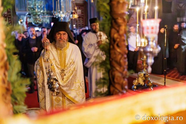 Hram la Schitul Românesc Prodromu – Prăznuirea Icoana Maicii Domnului Prodromița