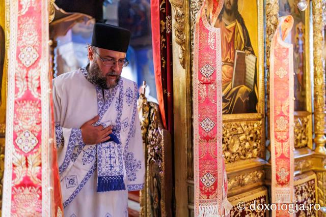 Hram la Schitul Românesc Prodromu – Prăznuirea Icoana Maicii Domnului Prodromița