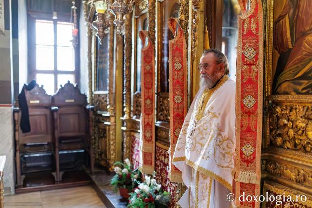 Hram la Schitul Românesc Prodromu – Prăznuirea Icoana Maicii Domnului Prodromița