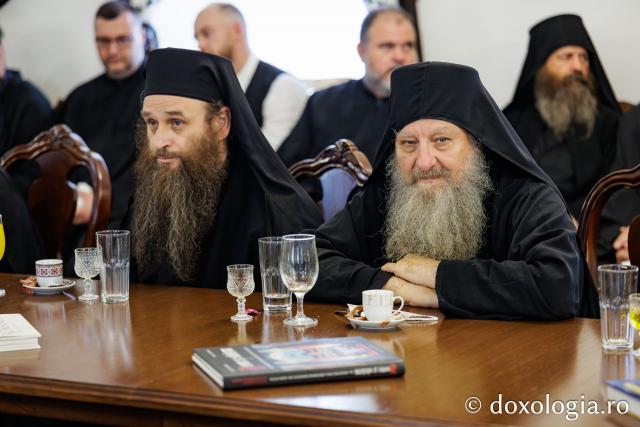 Hram la Schitul Românesc Prodromu – Prăznuirea Icoana Maicii Domnului Prodromița