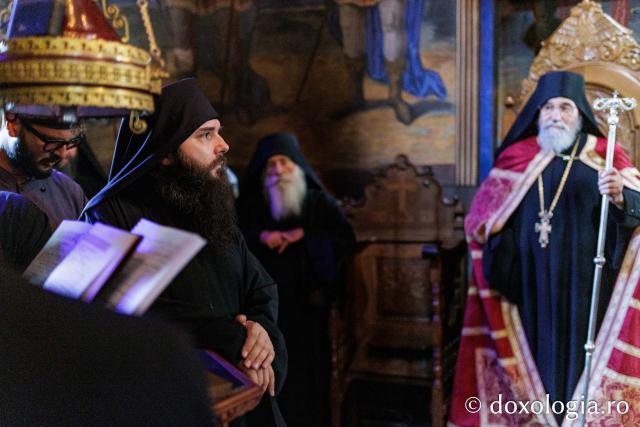 Hram la Schitul Românesc Prodromu – Prăznuirea Icoana Maicii Domnului Prodromița