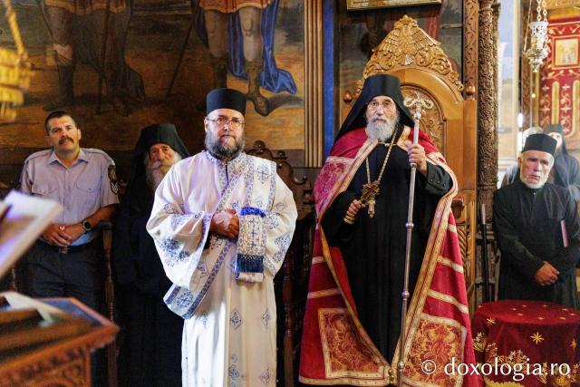 Hram la Schitul Românesc Prodromu – Prăznuirea Icoana Maicii Domnului Prodromița
