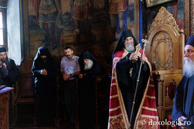 Hram la Schitul Românesc Prodromu – Prăznuirea Icoana Maicii Domnului Prodromița