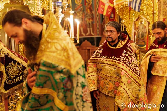 Prăznuirea Sfântului Nicodim Aghioritul la Chilia Skurteilor din Kareia, Athos
