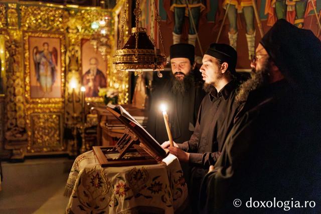 Prăznuirea Sfântului Nicodim Aghioritul la Chilia Skurteilor din Kareia, Athos