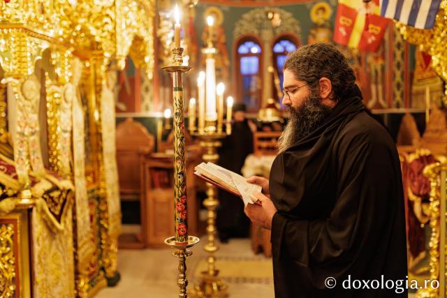 Prăznuirea Sfântului Nicodim Aghioritul la Chilia Skurteilor din Kareia, Athos
