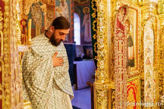 Prăznuirea Sfântului Nicodim Aghioritul la Chilia Skurteilor din Kareia, Athos