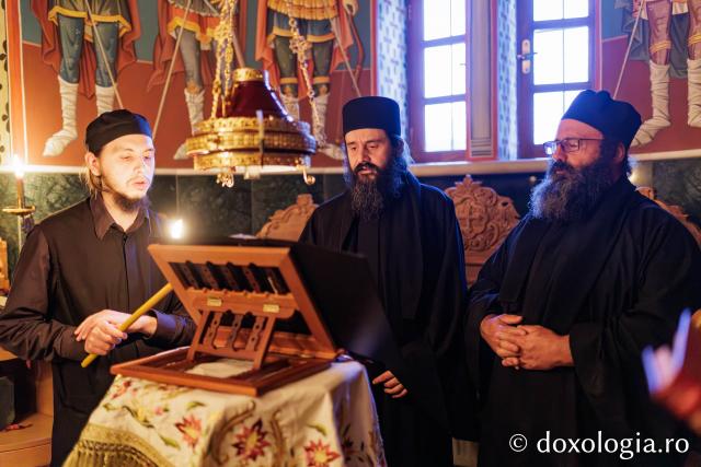 Prăznuirea Sfântului Nicodim Aghioritul la Chilia Skurteilor din Kareia, Athos