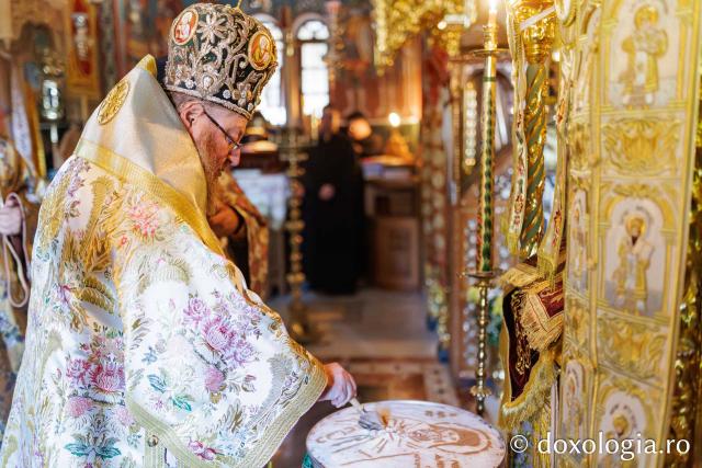 Prăznuirea Sfântului Nicodim Aghioritul la Chilia Skurteilor din Kareia, Athos