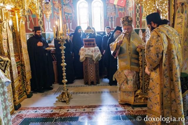 Prăznuirea Sfântului Nicodim Aghioritul la Chilia Skurteilor din Kareia, Athos