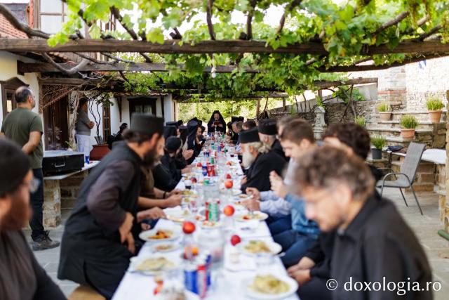 Prăznuirea Sfântului Nicodim Aghioritul la Chilia Skurteilor din Kareia, Athos