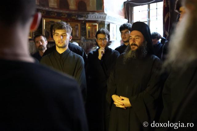  Prăznuirea Soborului Sfinților Vatopedini