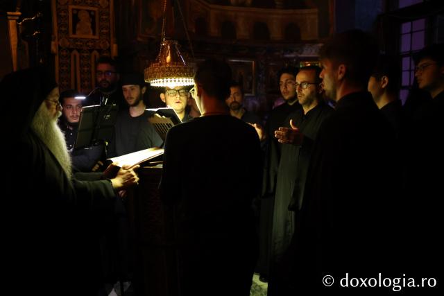  Prăznuirea Soborului Sfinților Vatopedini