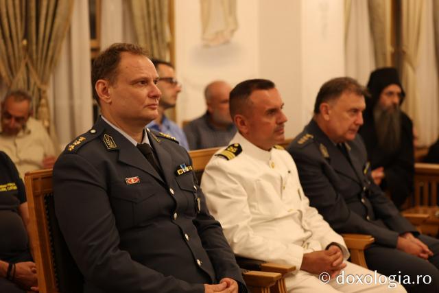  Prăznuirea Soborului Sfinților Vatopedini