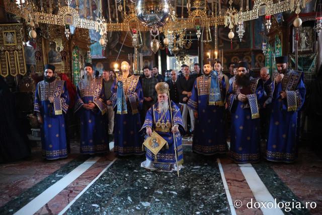 Prăznuirea Soborului Sfinților Vatopedini