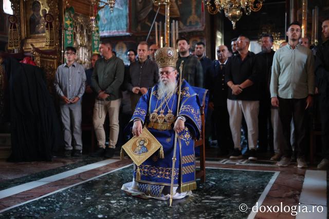 Prăznuirea Soborului Sfinților Vatopedini