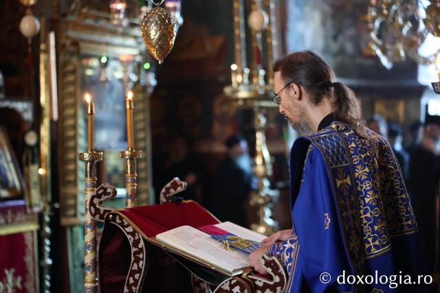  Prăznuirea Soborului Sfinților Vatopedini