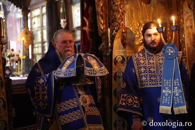  Prăznuirea Soborului Sfinților Vatopedini