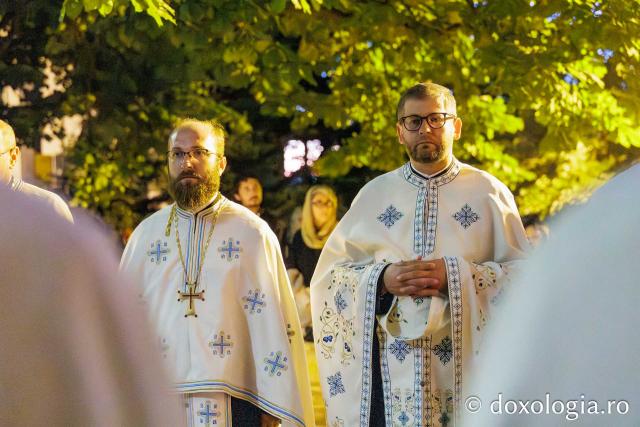 (Foto) Priveghere în cinstea Sfintei Icoane a Maicii Domnului „Prodromița” la Mănăstirea Bucium din Iași