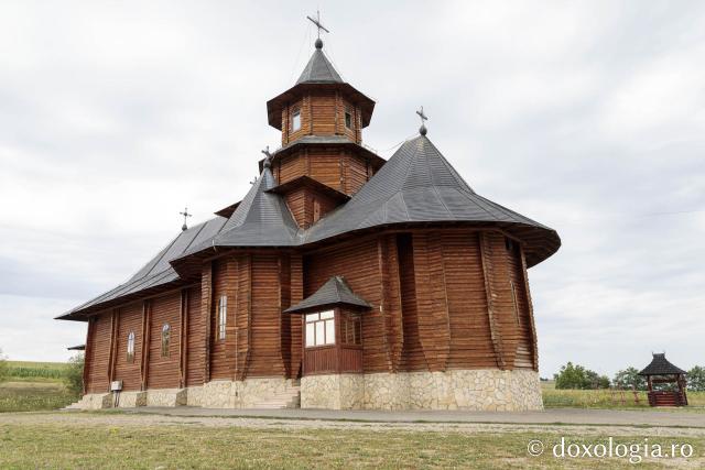 Schitul „Pogorârea Sfântului Duh" – Drăgești, Vaslui