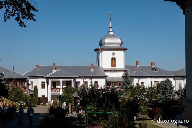Bucură-te, Cuvioase Părinte – Priveghere în cinstea Sfântului Cuvios Iosif de la Văratec
