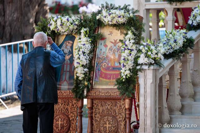 Bucură-te, Cuvioase Părinte – Priveghere în cinstea Sfântului Cuvios Iosif de la Văratec