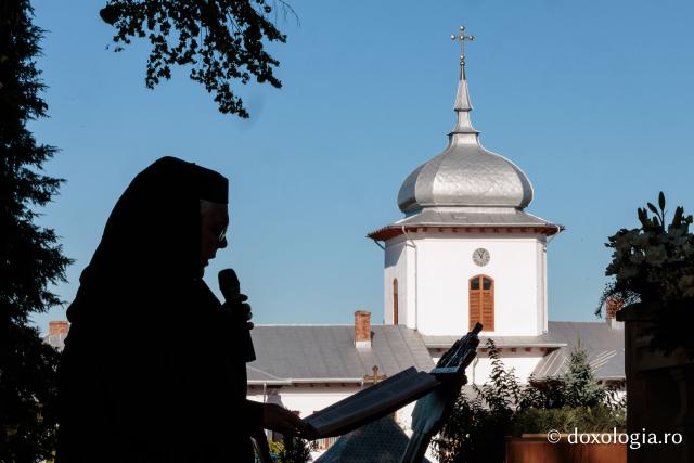 Bucură-te, Cuvioase Părinte – Priveghere în cinstea Sfântului Cuvios Iosif de la Văratec