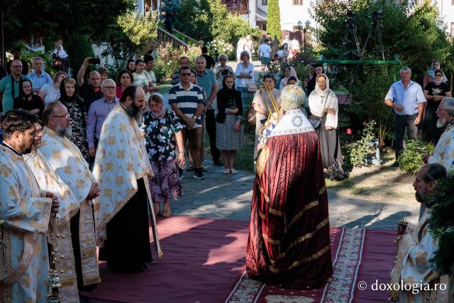 Bucură-te, Cuvioase Părinte – Priveghere în cinstea Sfântului Cuvios Iosif de la Văratec