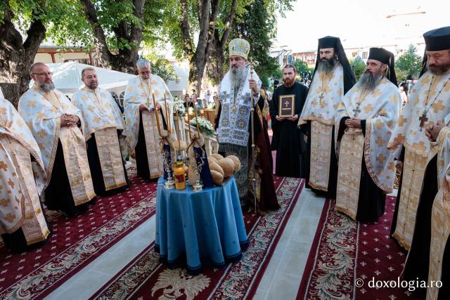 Bucură-te, Cuvioase Părinte – Priveghere în cinstea Sfântului Cuvios Iosif de la Văratec
