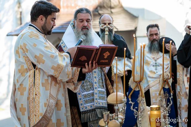 Bucură-te, Cuvioase Părinte – Priveghere în cinstea Sfântului Cuvios Iosif de la Văratec