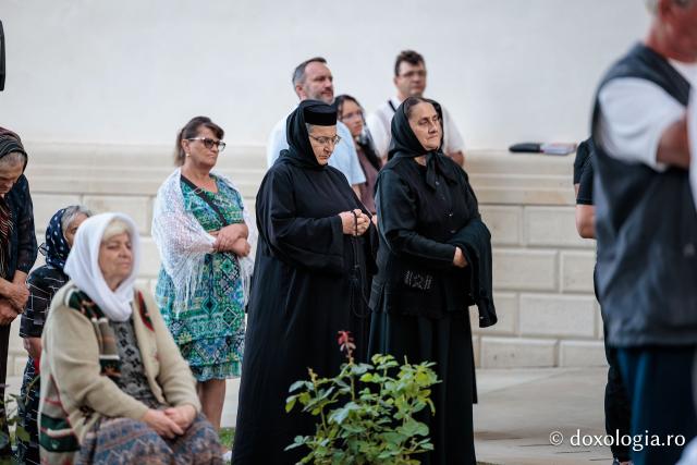 Bucură-te, Cuvioase Părinte – Priveghere în cinstea Sfântului Cuvios Iosif de la Văratec