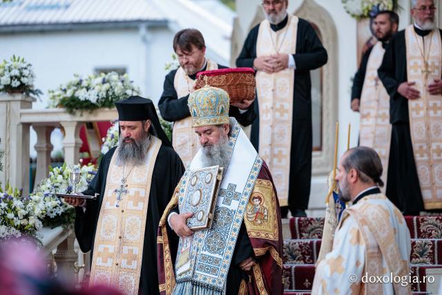 Bucură-te, Cuvioase Părinte – Priveghere în cinstea Sfântului Cuvios Iosif de la Văratec