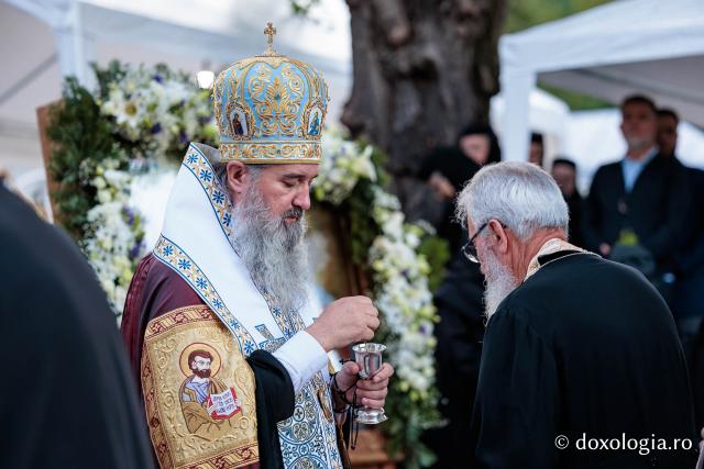 Bucură-te, Cuvioase Părinte – Priveghere în cinstea Sfântului Cuvios Iosif de la Văratec