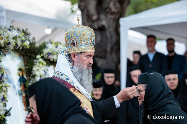 Bucură-te, Cuvioase Părinte – Priveghere în cinstea Sfântului Cuvios Iosif de la Văratec